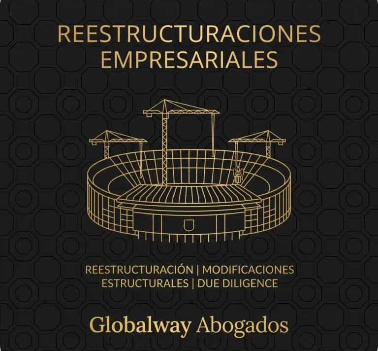 Reestructuraciones empresariales, due diligence Icono dorado del Camp Nou en obras, tarjeta sobre reestructuraciones empresariales de Globalway Abogados
